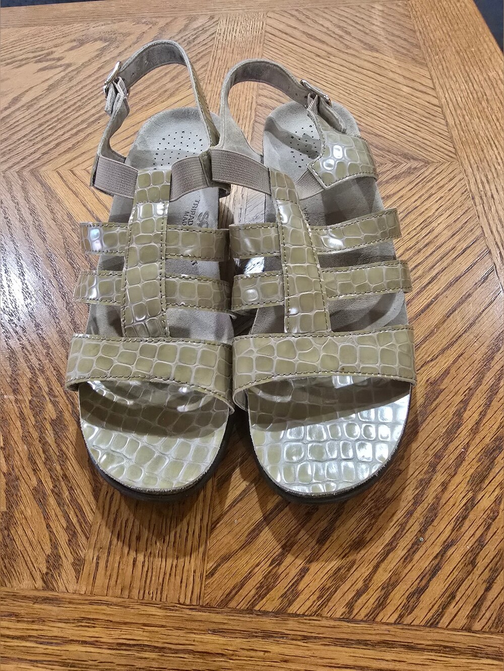 SAS Allegro Taupe Croc. Women’s Croc-Effect Strappy Sandals With Box - Picture 6 of 10